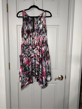 Metropark MP Black Multicolor Abstract Handkerchief-Hem Dress